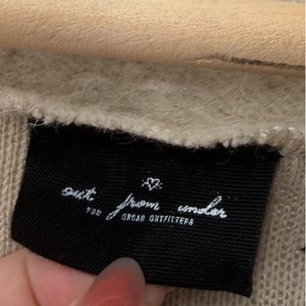 Out From Under Urban Outfitters Cardigan Sweater Womens Size Medium Fuzzy Tan - Picture 7 of 9